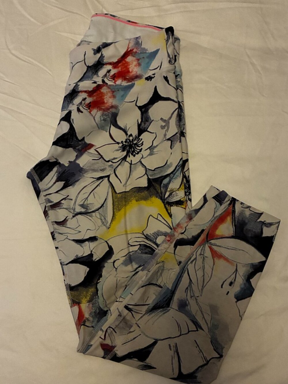 Calvin Klein floral leggings - size medium